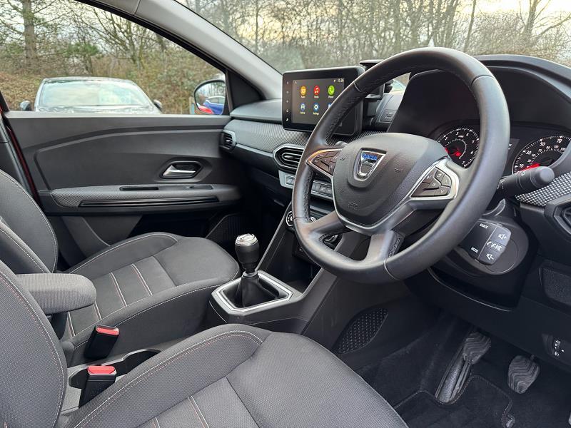 2022 72 Dacia Jogger 1.0 Tce Extreme Se 5dr Petrol Manual In Orange