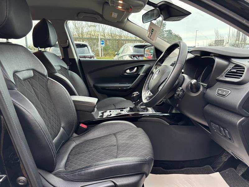 2019 69 Renault Kadjar 1.3 Tce Iconic 5dr Petrol Manual In Black