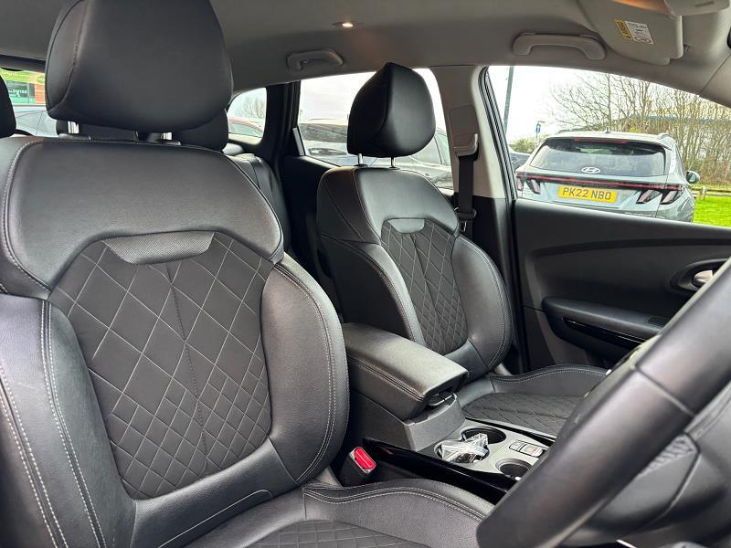 2019 69 Renault Kadjar 1.3 Tce Iconic 5dr Petrol Manual In Black