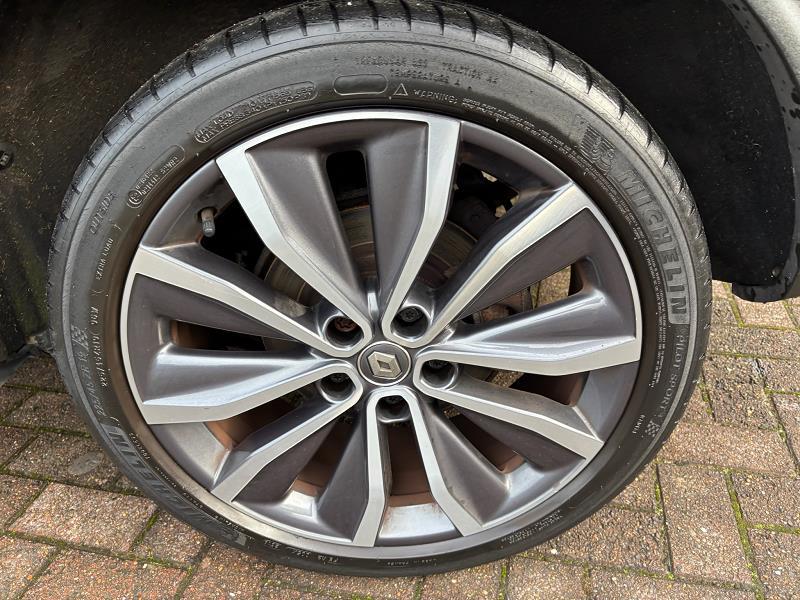 2019 69 Renault Kadjar 1.3 Tce Iconic 5dr Petrol Manual In Black