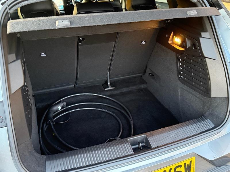 2024 74 Renault Scenic E-tech 160kw Esprit Alpine 87kwh Long Range 5dr Auto Electric Automatic In Grey/black