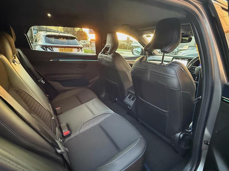 2024 74 Renault Scenic E-tech 160kw Esprit Alpine 87kwh Long Range 5dr Auto Electric Automatic In Grey/black