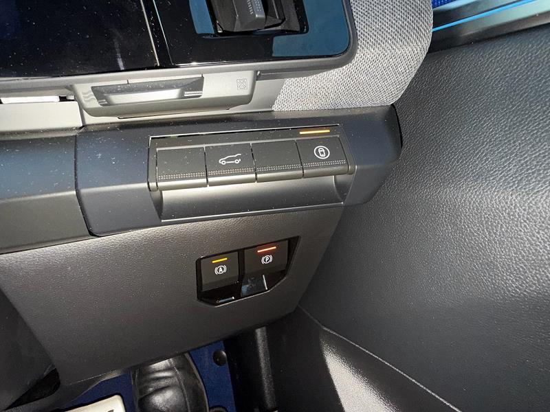 2024 74 Renault Scenic E-tech 160kw Esprit Alpine 87kwh Long Range 5dr Auto Electric Automatic In Grey/black