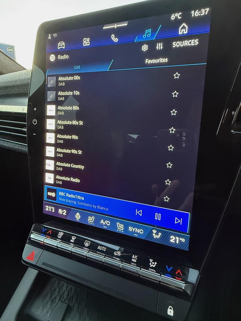 2024 74 Renault Scenic E-tech 160kw Esprit Alpine 87kwh Long Range 5dr Auto Electric Automatic In Grey/black