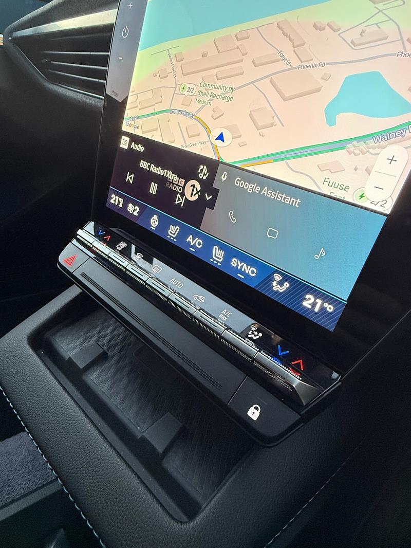 2024 74 Renault Scenic E-tech 160kw Esprit Alpine 87kwh Long Range 5dr Auto Electric Automatic In Grey/black