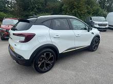 2023 23 Renault Captur 1.6 E-tech Full Hybrid 145 Engineered 5dr Auto Hybrid Electric Automatic In Arctic White With Black Roof