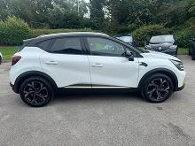2023 23 Renault Captur 1.6 E-tech Full Hybrid 145 Engineered 5dr Auto Hybrid Electric Automatic In Arctic White With Black Roof