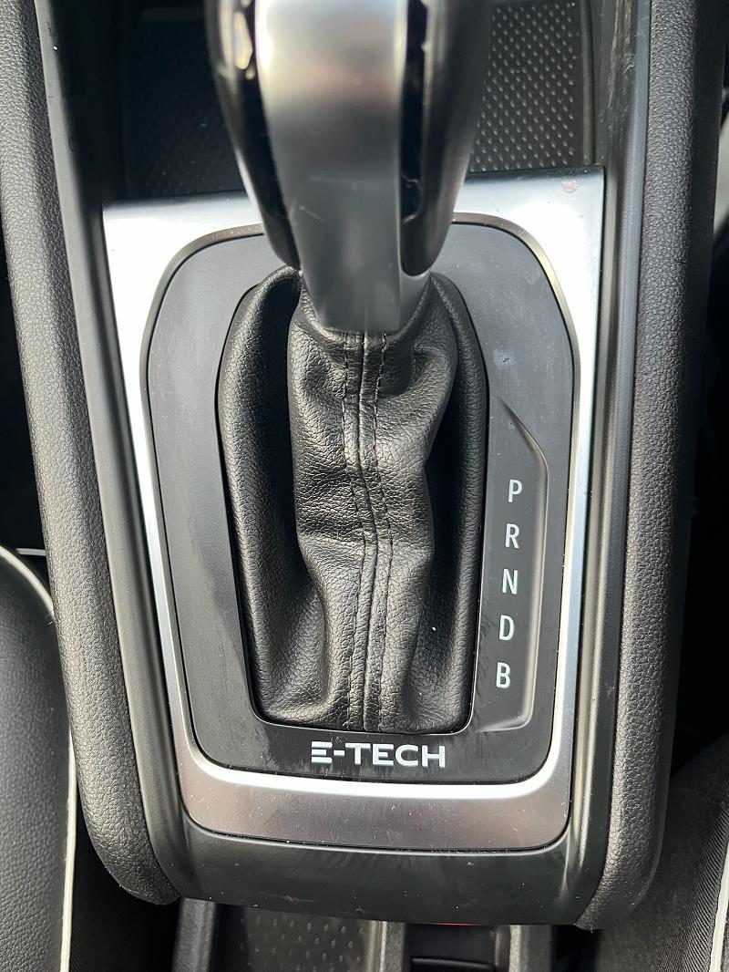 2022 72 Renault Captur 1.6 E-tech Full Hybrid 145 Techno 5dr Auto Hybrid Electric Automatic In Iron Blue